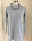W2138612 Hydrangea Turtleneck Corfu Jeans